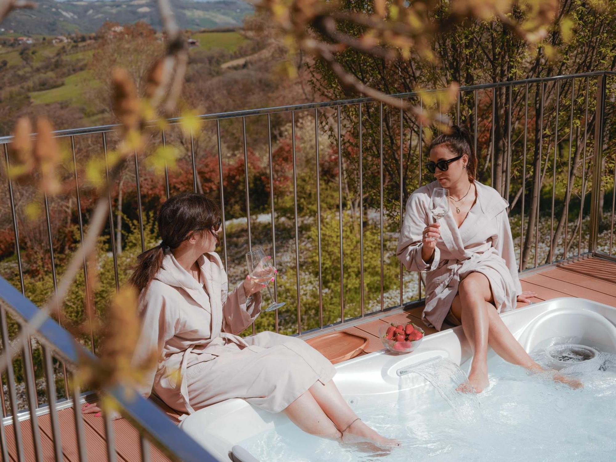 Albergo Diffuso - Il Poggetto Tra Urbino & San Marino Exterior foto