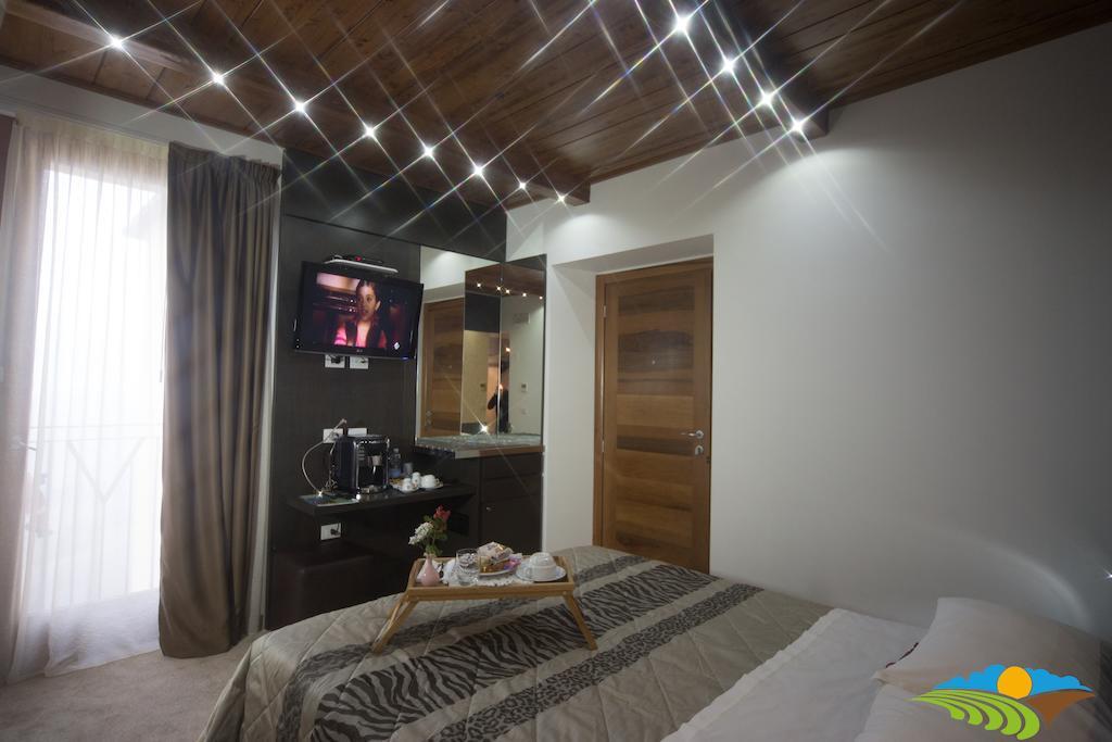 Albergo Diffuso - Il Poggetto Tra Urbino & San Marino Cameră foto